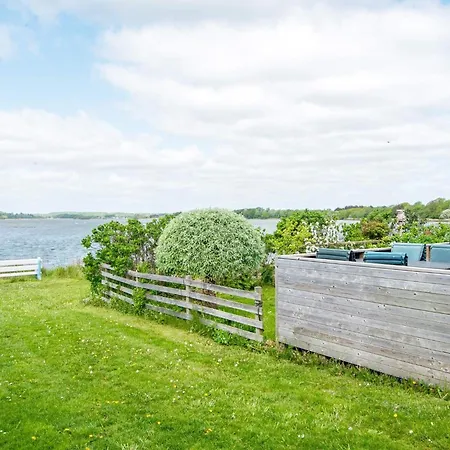 6 Person In Hejls-by Traum * Hejls